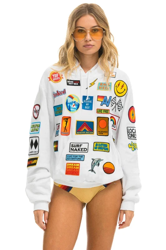 VINTAGE PATCH RELAXED PULLOVER HOODIE- WHITE